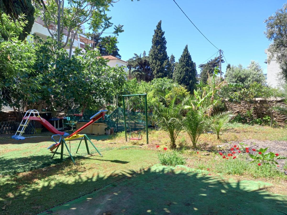 Villa Rena Batsíon Exteriér fotografie